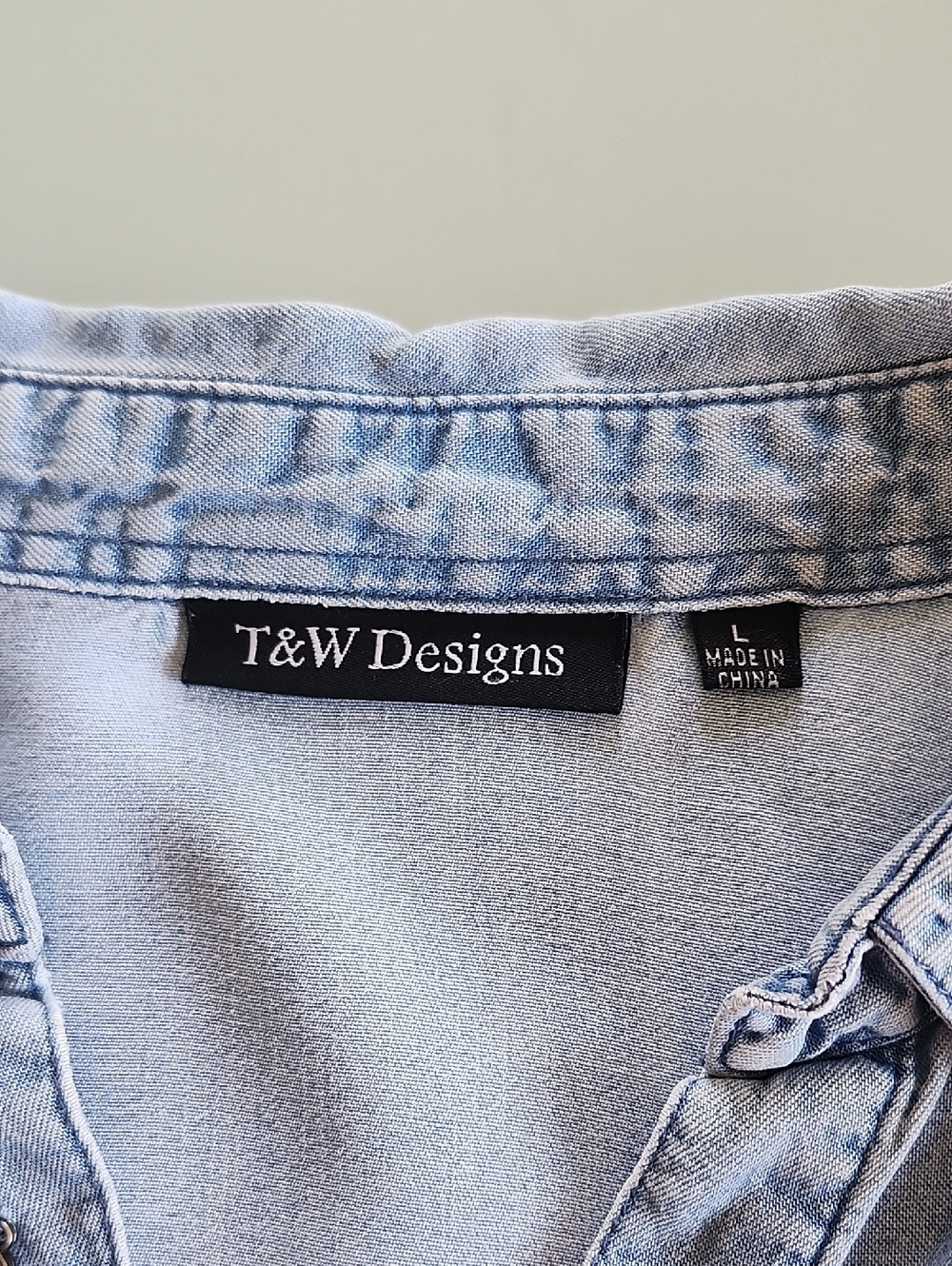 T&W Designs 100% Tencel Chambray Lightweight Denim Boho Chic Tunic Size L - Picture 4 of 11